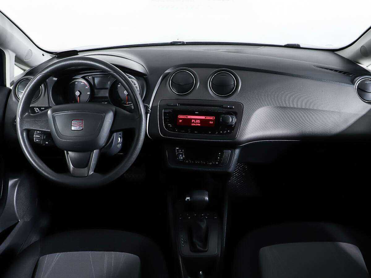 SEAT Ibiza 2012 года с пробегом. Фото: #10