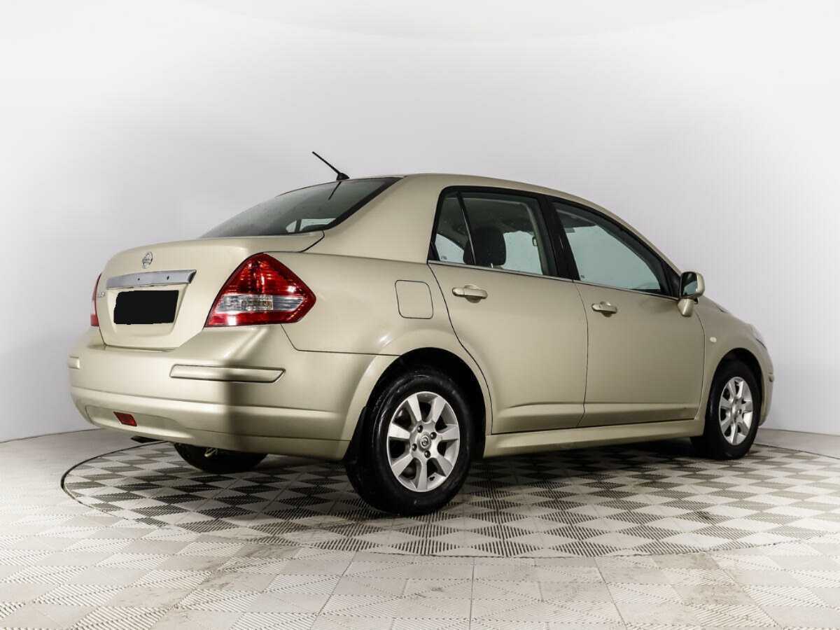 Nissan Tiida 2011 года с пробегом. Фото: #3
