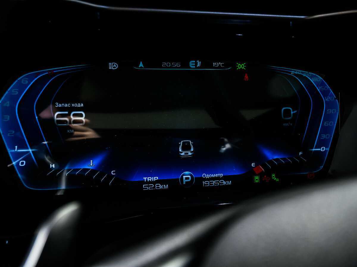 Geely Tugella 2024 года с пробегом. Фото: #9