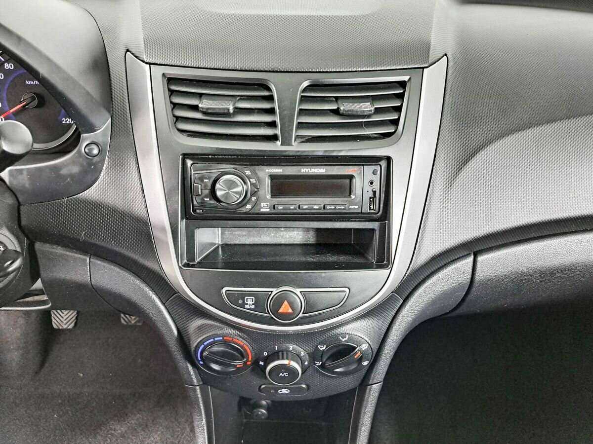 Hyundai Solaris 2014 года с пробегом. Фото: #12