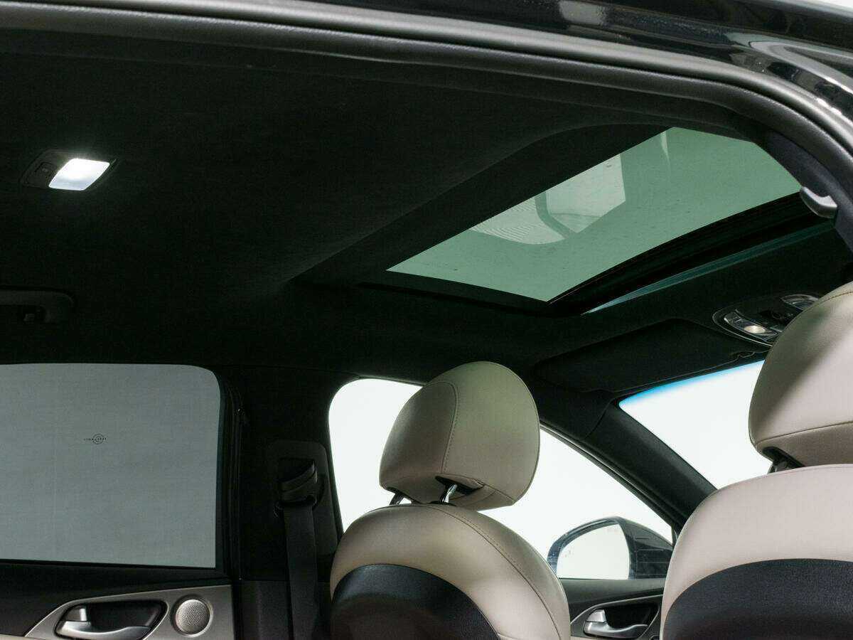 Kia Stinger 2018 года с пробегом. Фото: #11