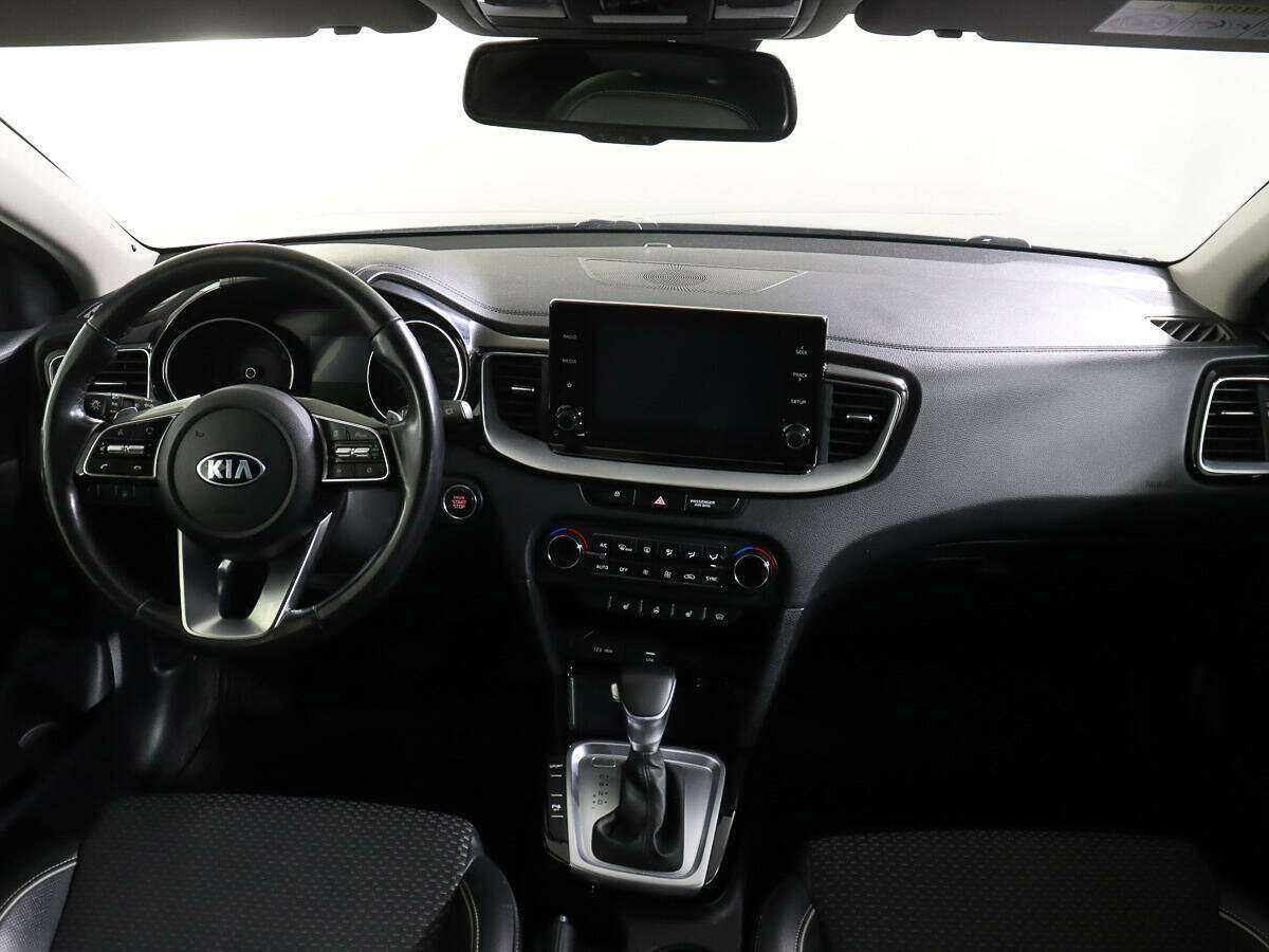 Kia Ceed 2020 года с пробегом. Фото: #7