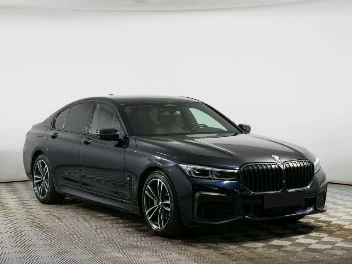 BMW 7 серии 2020 года с пробегом. Фото: #2