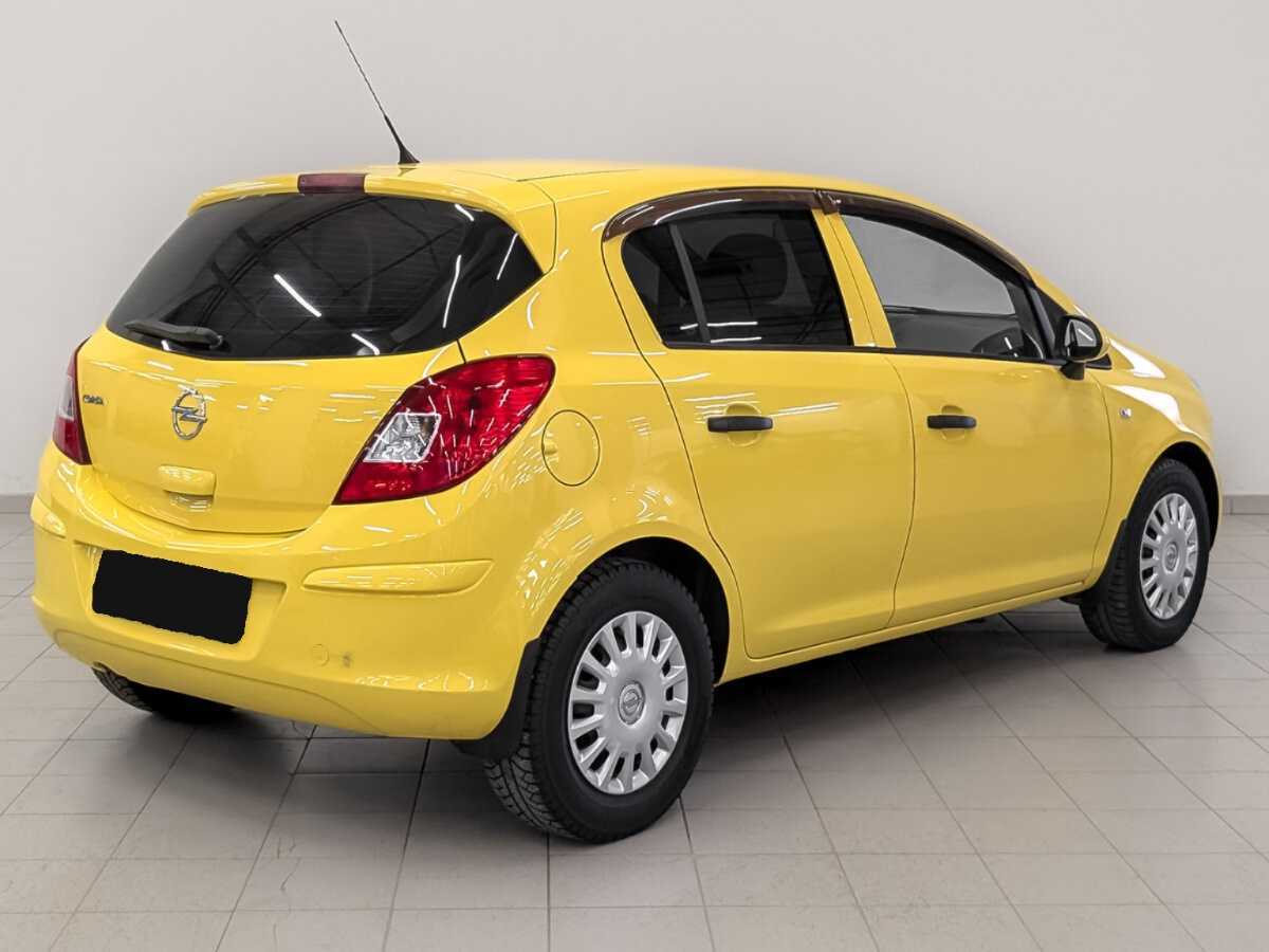 Opel Corsa 2013 года с пробегом. Фото: #4