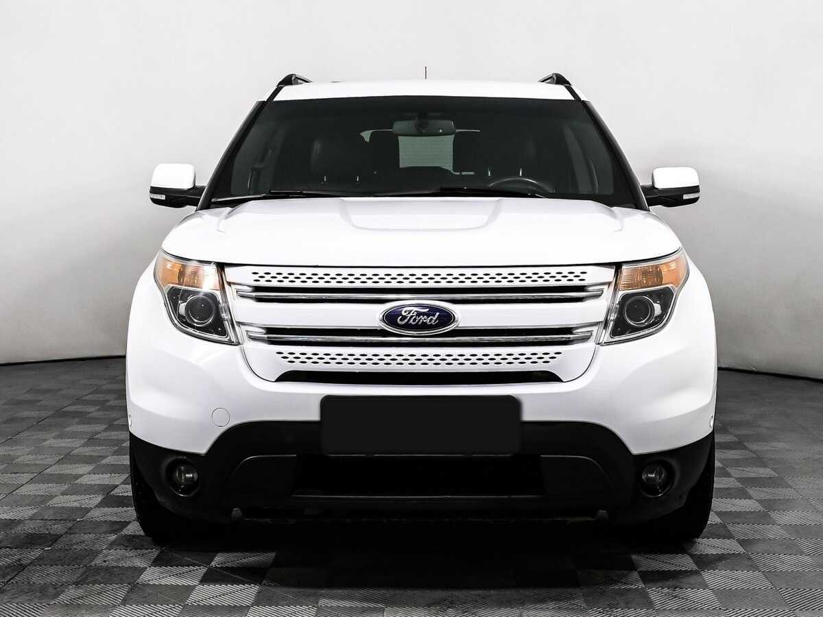 Ford Explorer 2014 года с пробегом. Фото: #1