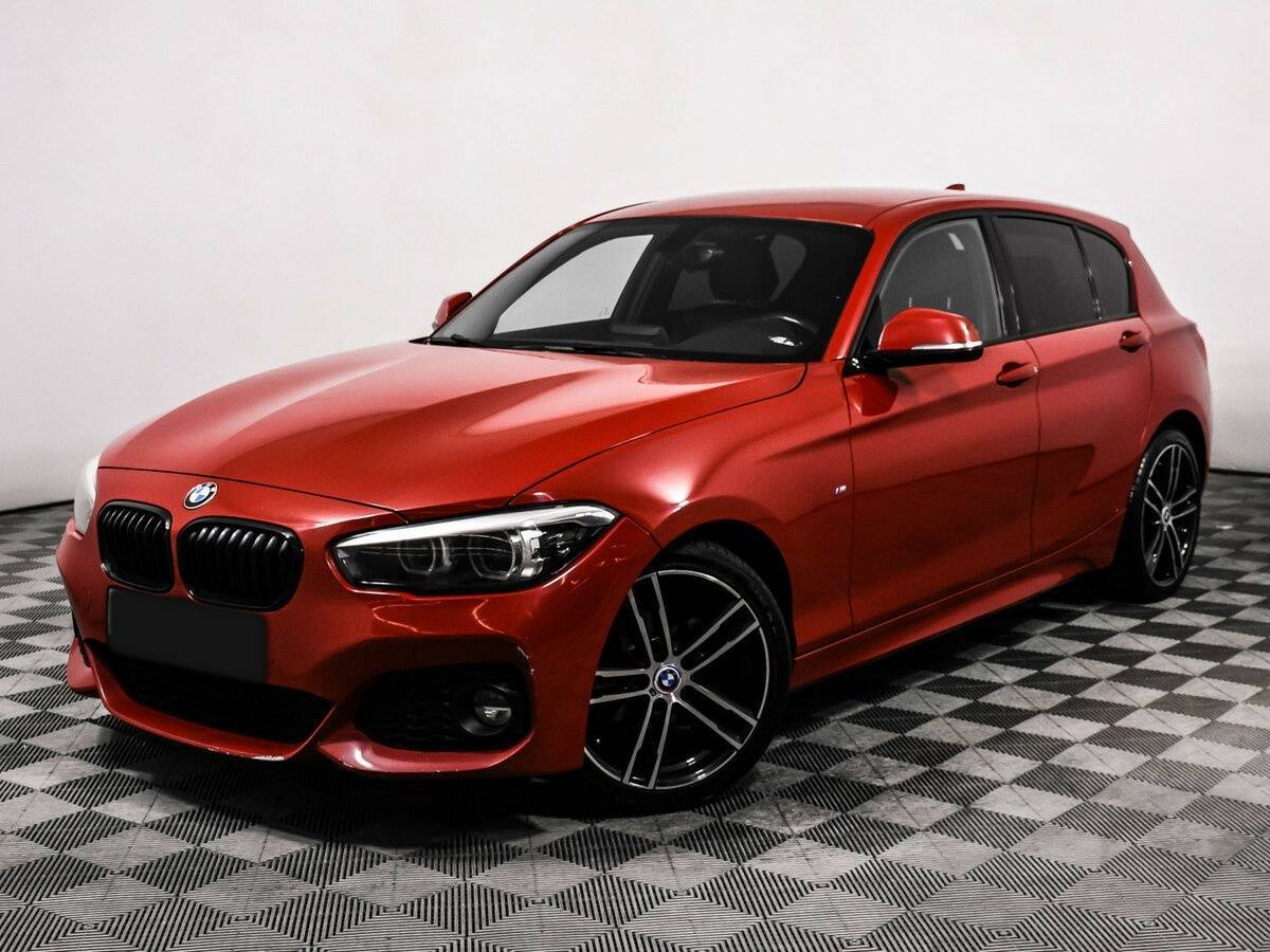 BMW 1 серии 2018 года с пробегом. Посмотреть фото
