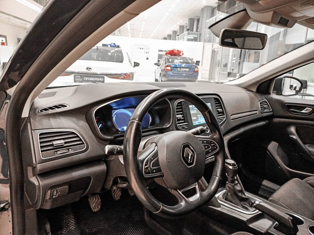 Renault Megane 2019 года с пробегом. Фото: #13