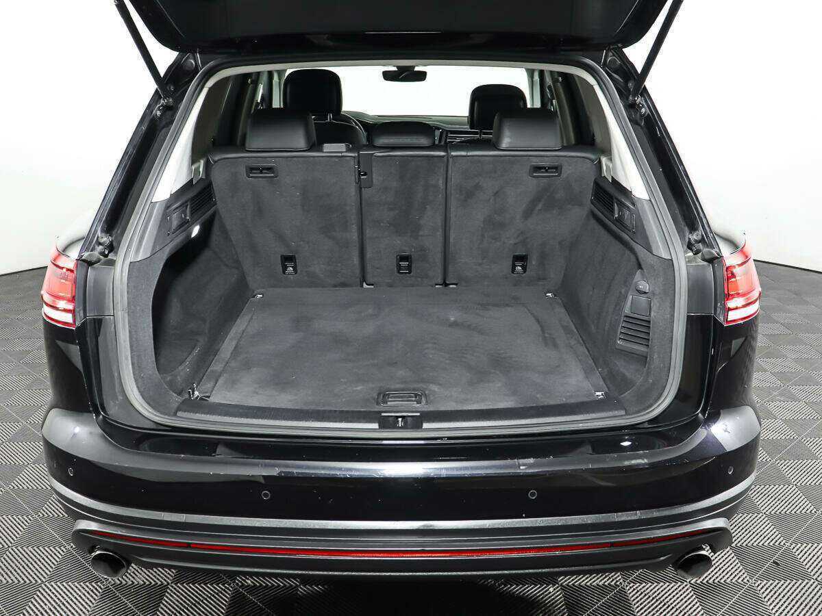 Volkswagen Touareg 2019 года с пробегом. Фото: #9