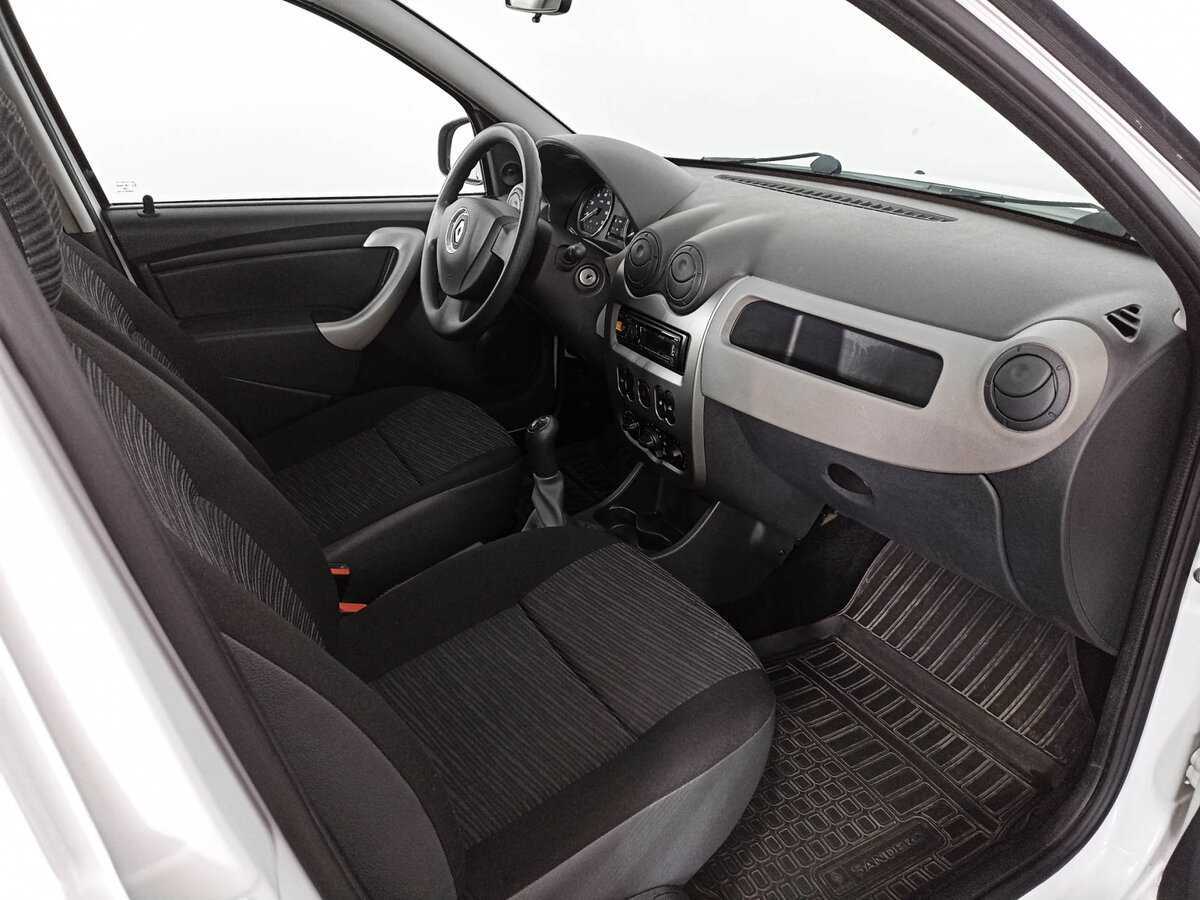 Renault Sandero 2014 года с пробегом. Фото: #7