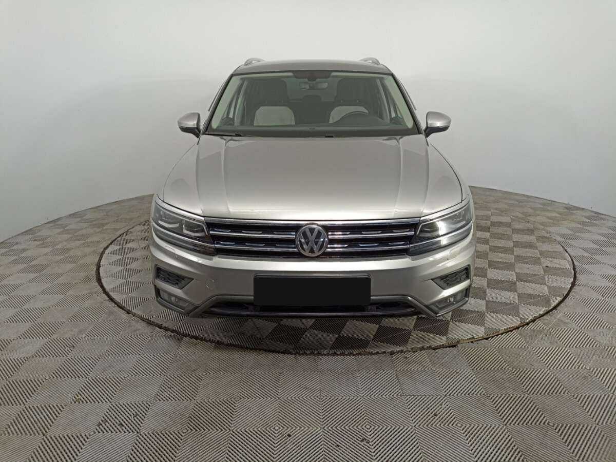 Volkswagen Tiguan 2017 года с пробегом. Фото: #1