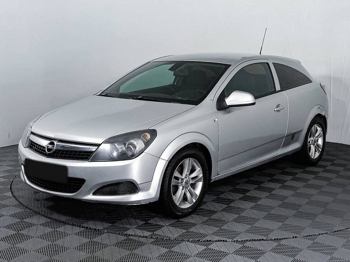 Opel Astra 2011 года с пробегом. Фото: #0