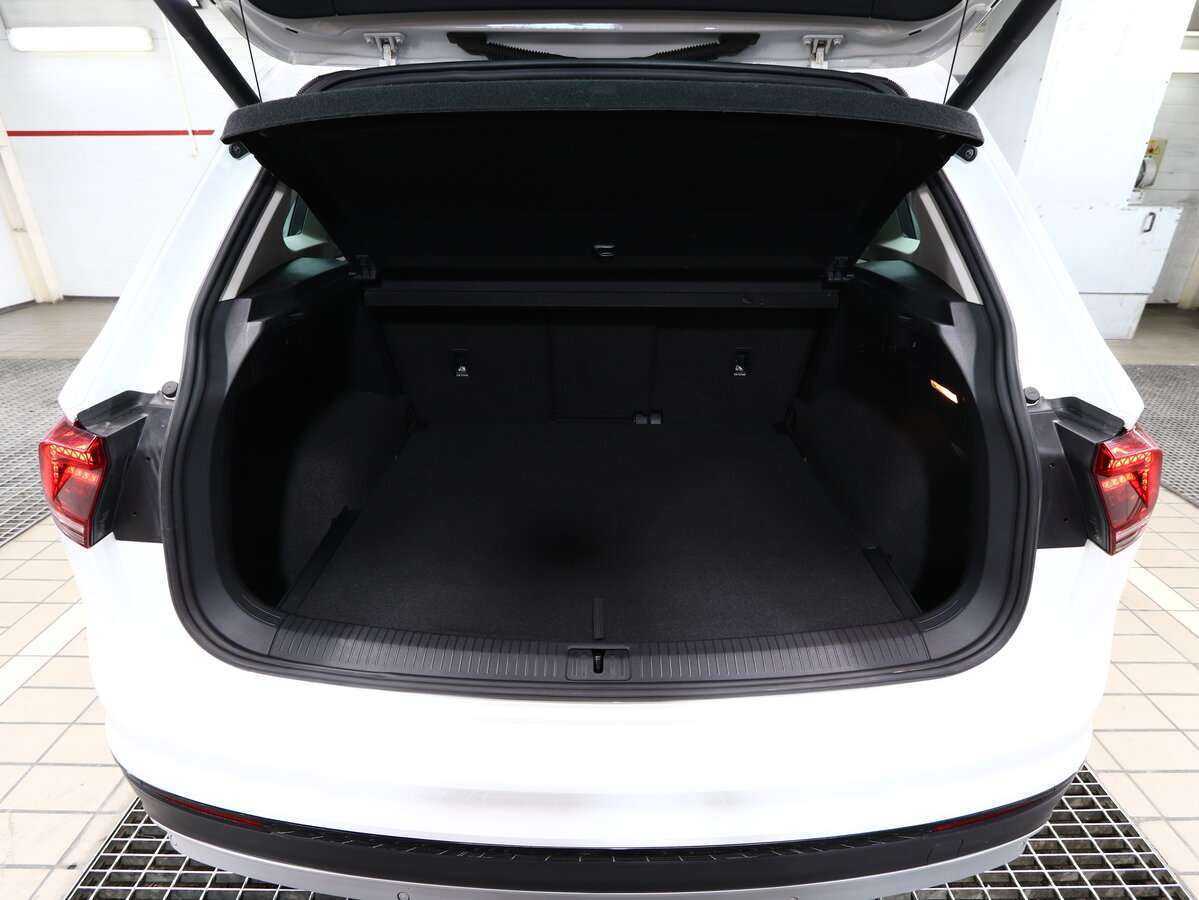 Volkswagen Tiguan 2019 года с пробегом. Фото: #4