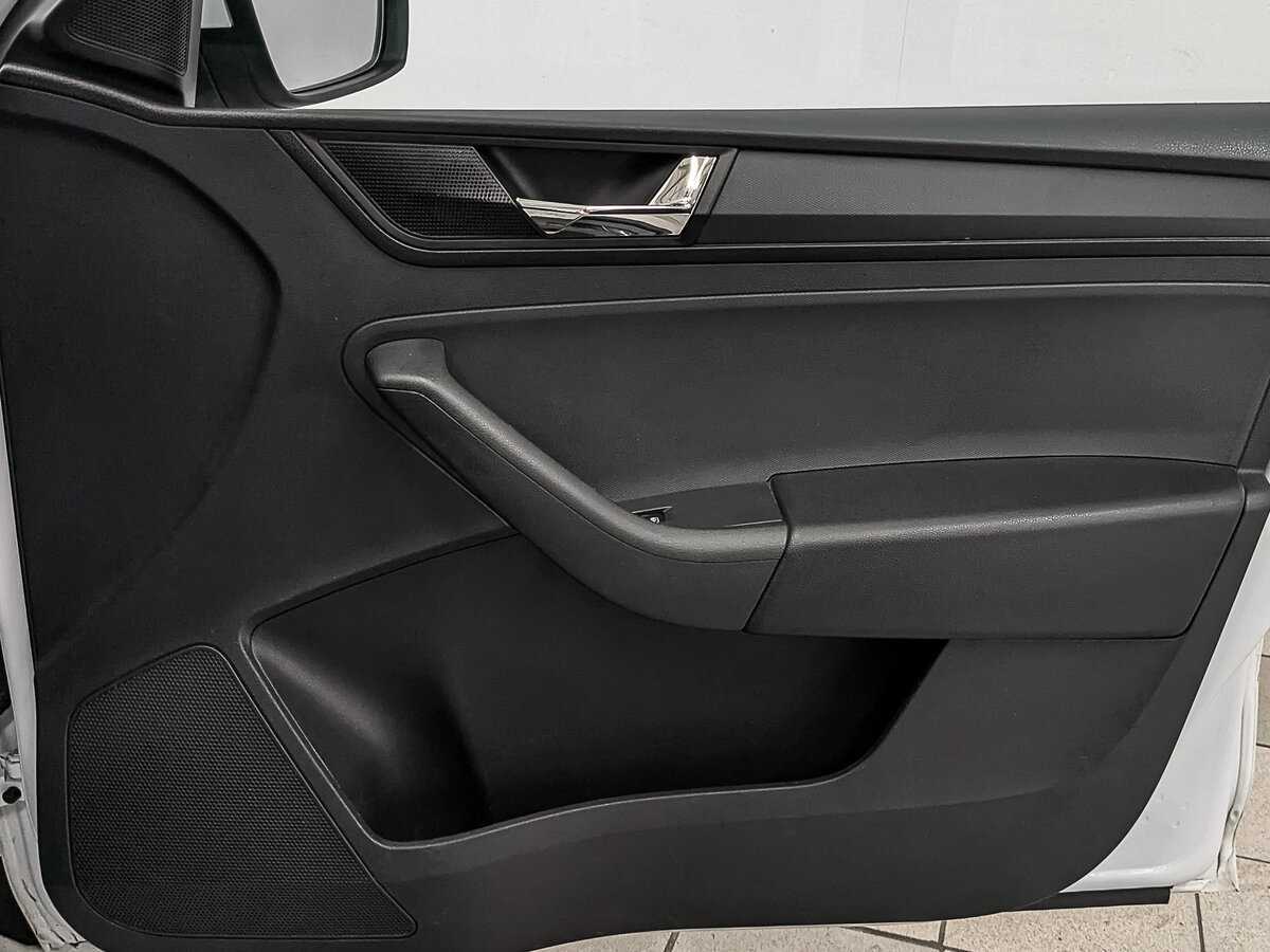 Skoda Rapid 2017 года с пробегом. Фото: #19