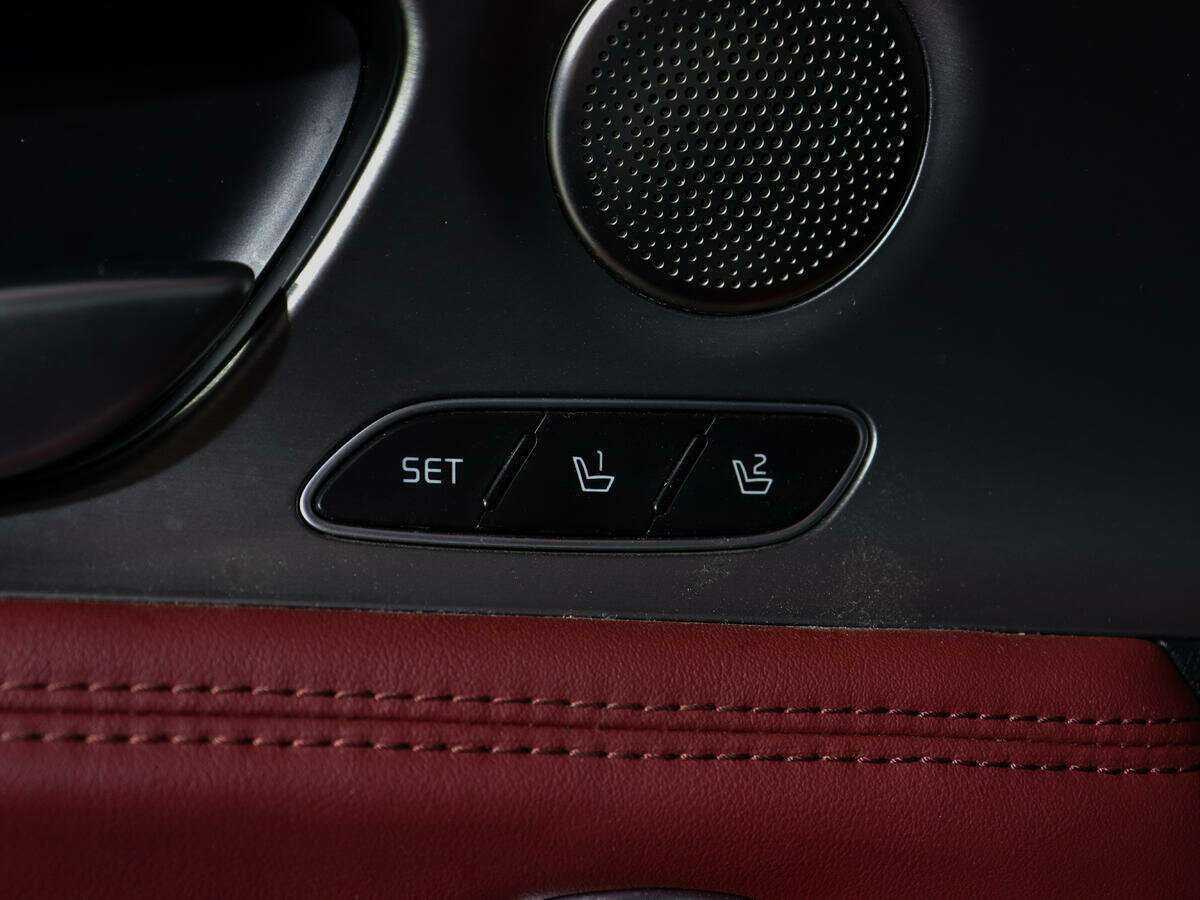 Kia Stinger 2018 года с пробегом. Фото: #23