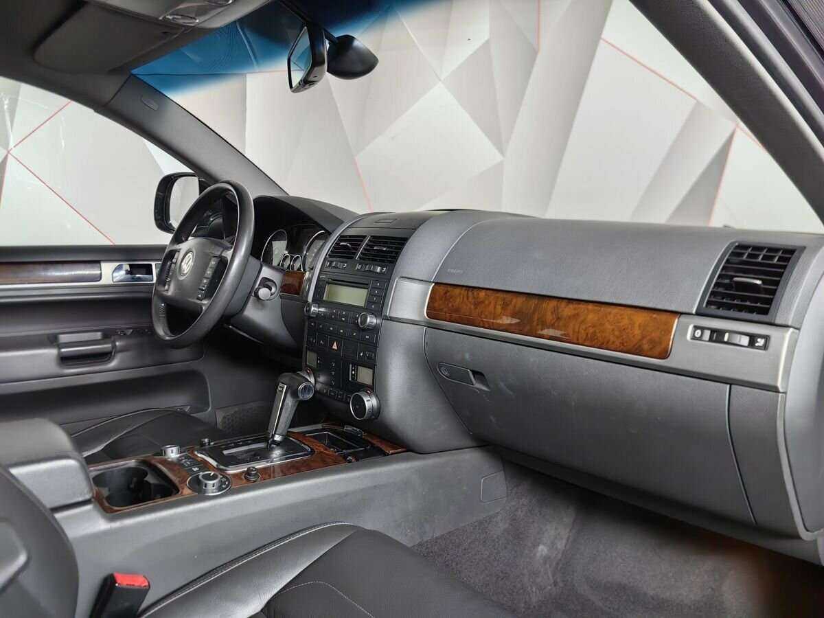 Volkswagen Touareg 2010 года с пробегом. Фото: #8