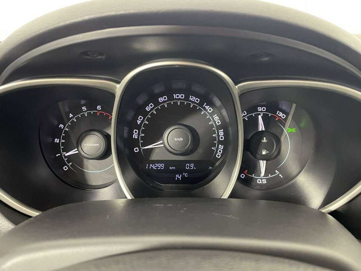 Lada (ВАЗ) Vesta 2017 года с пробегом. Фото: #10