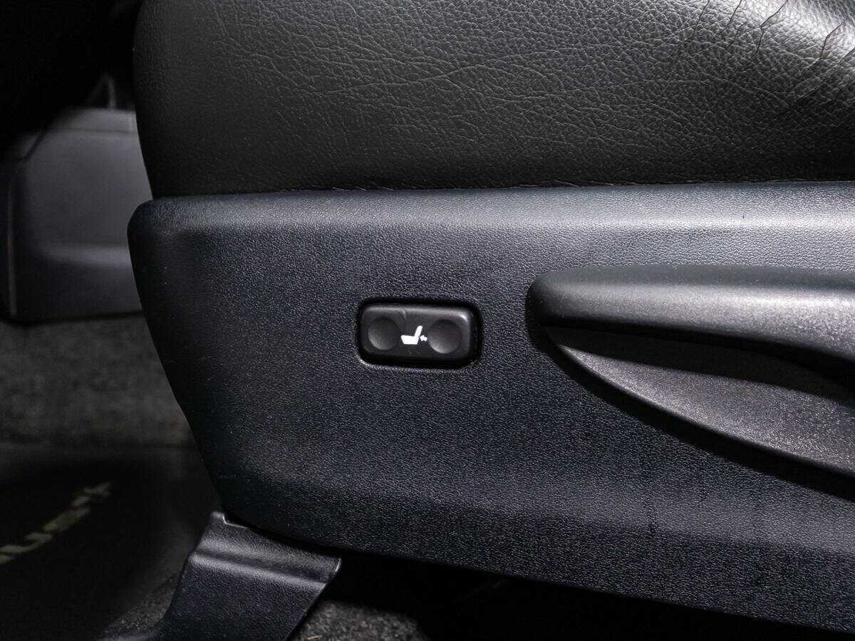 Toyota Prius v (+) 2015 года с пробегом. Фото: #19