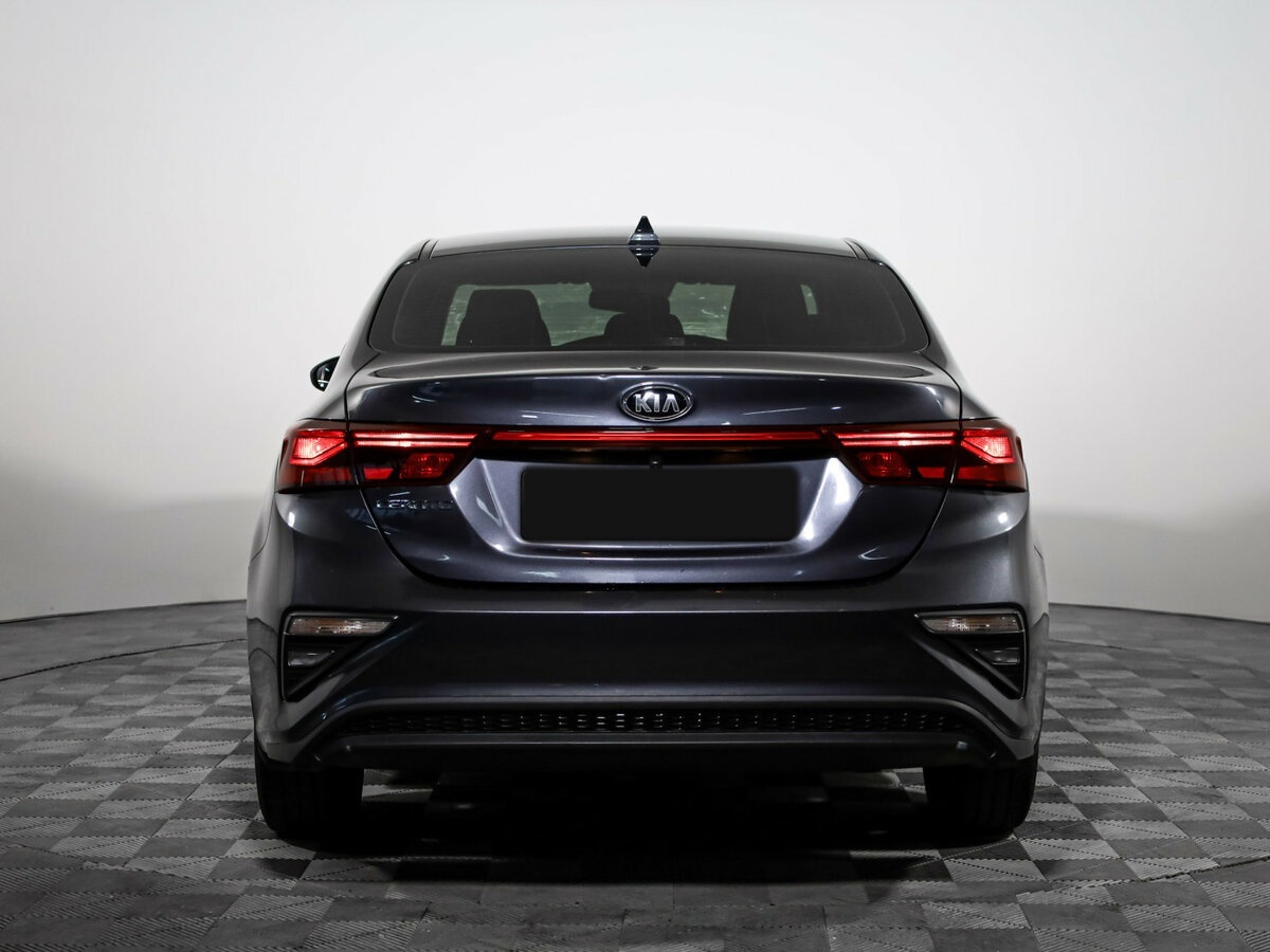 Kia Cerato 2018 года с пробегом. Фото: #3