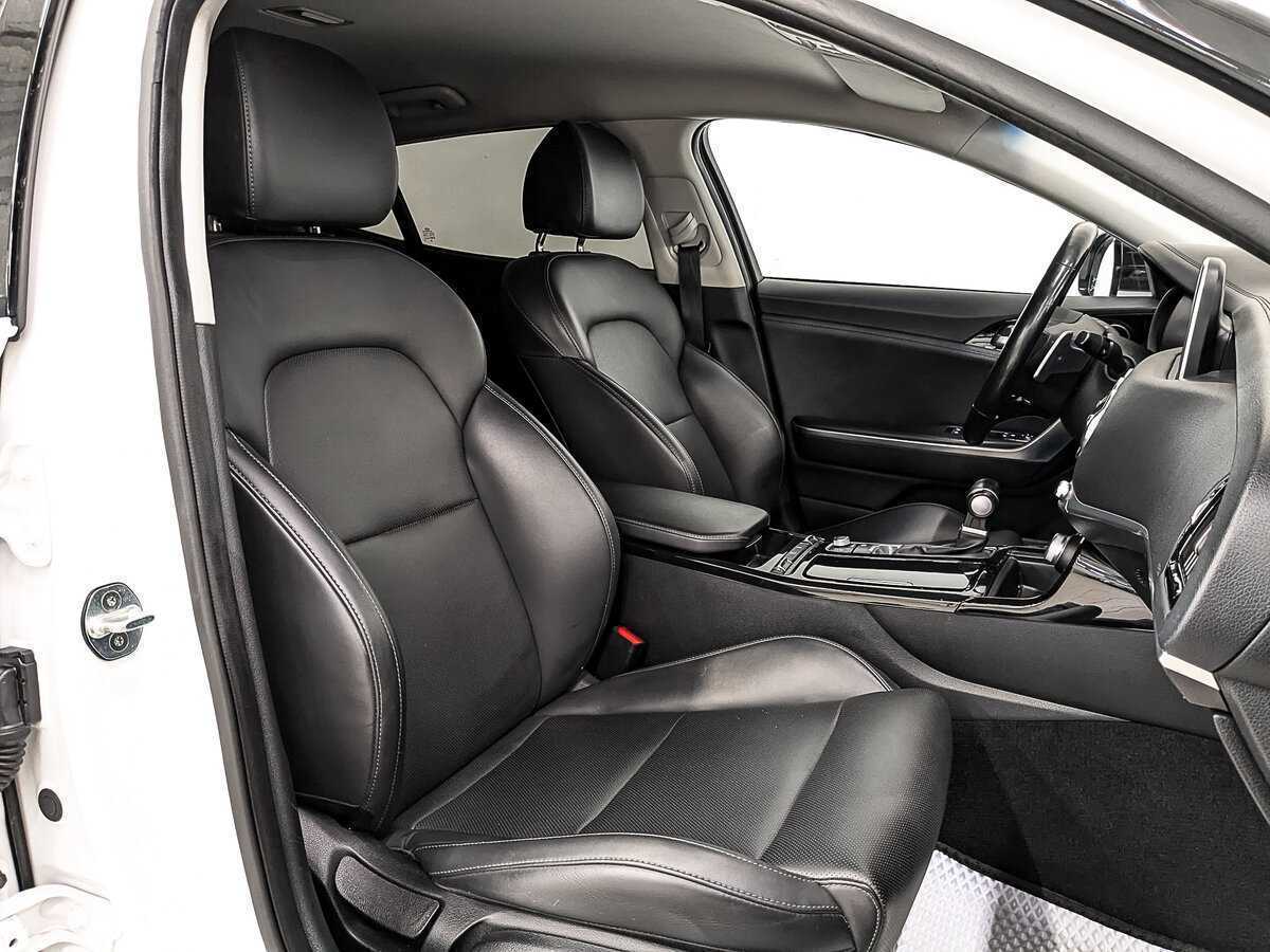 Kia Stinger 2019 года с пробегом. Фото: #21