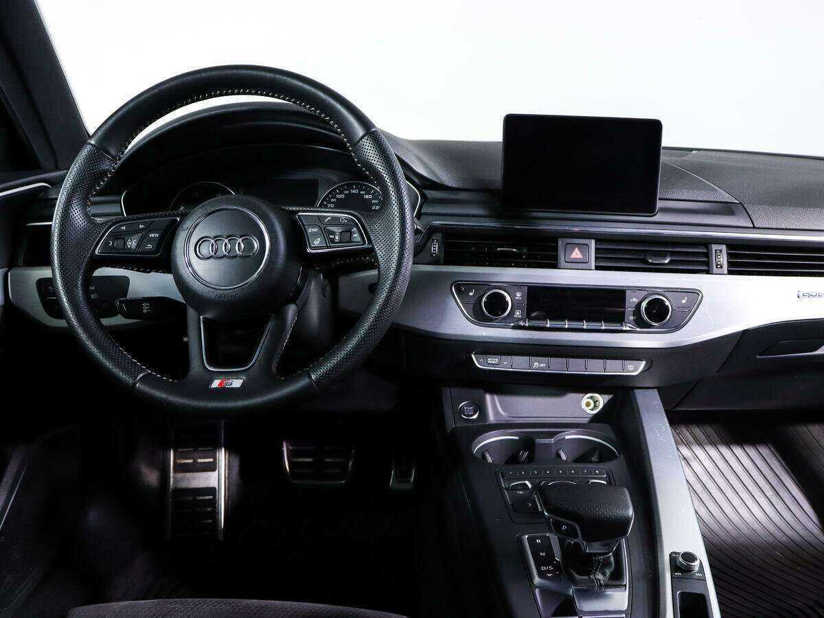 Audi A4 2017 года с пробегом. Фото: #8