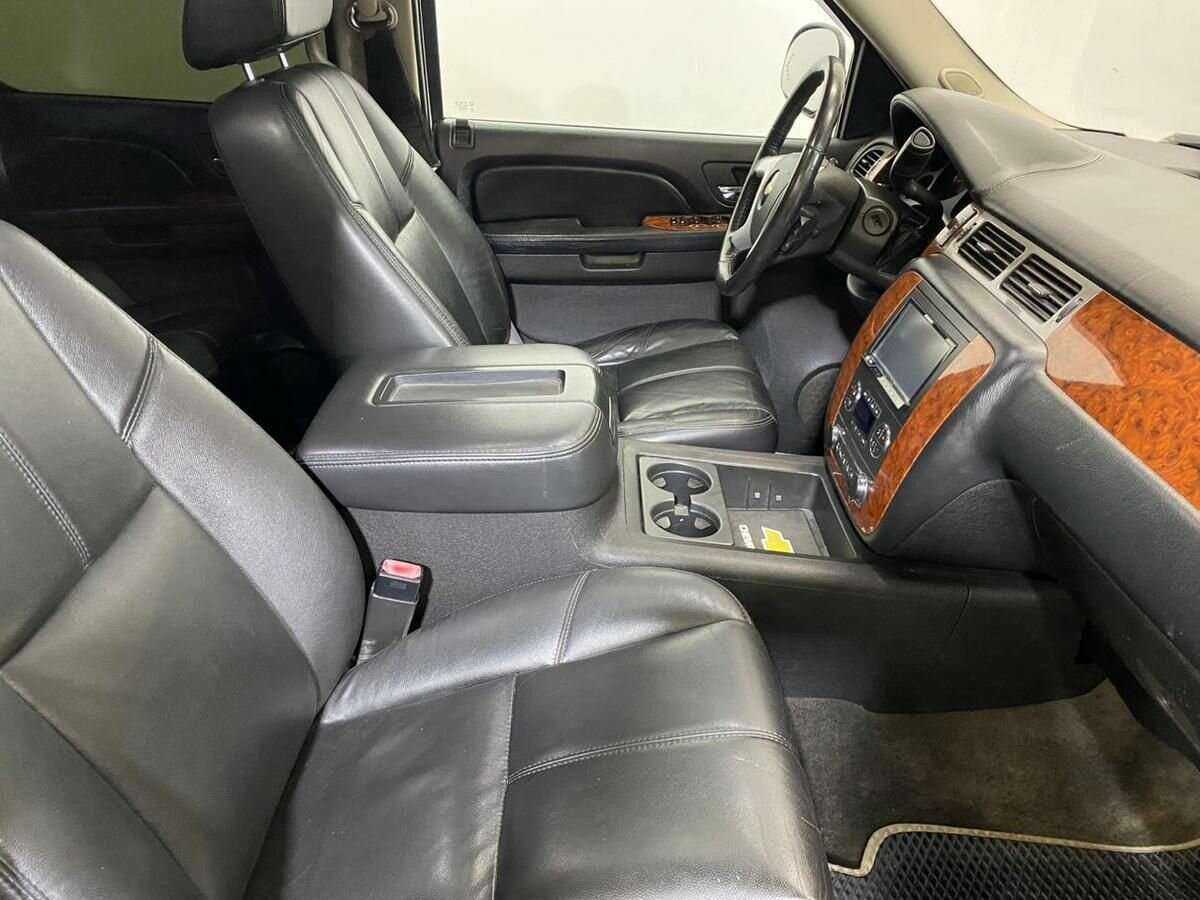 Chevrolet Tahoe 2008 года с пробегом. Фото: #8