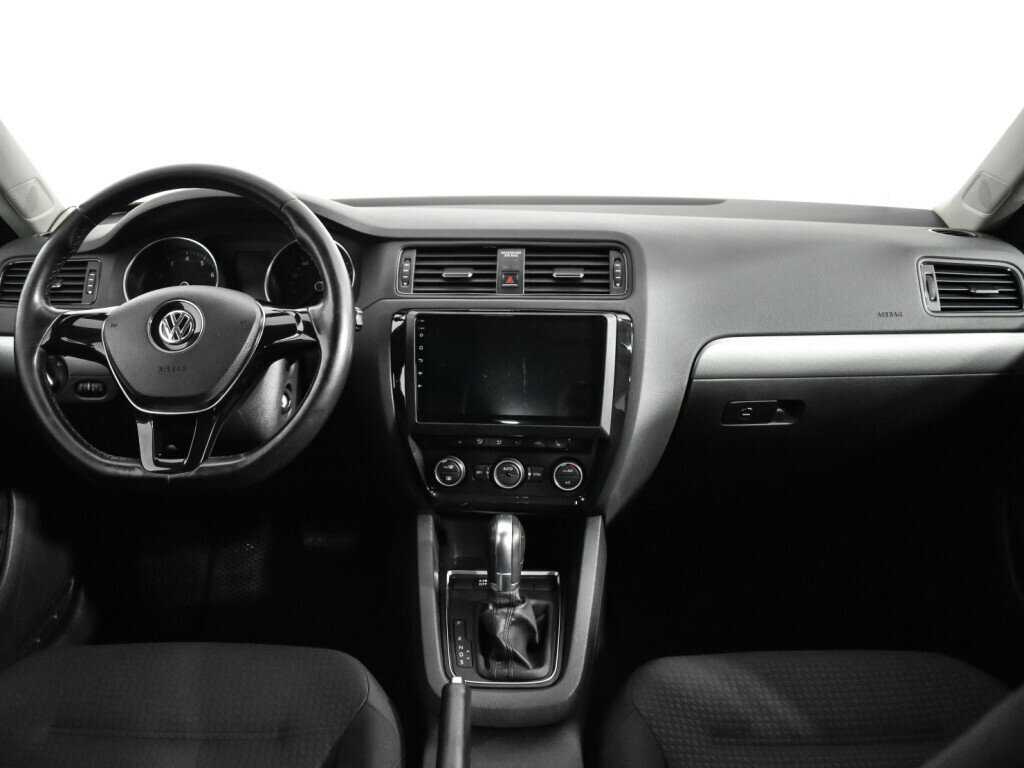 Volkswagen Jetta 2015 года с пробегом. Фото: #8