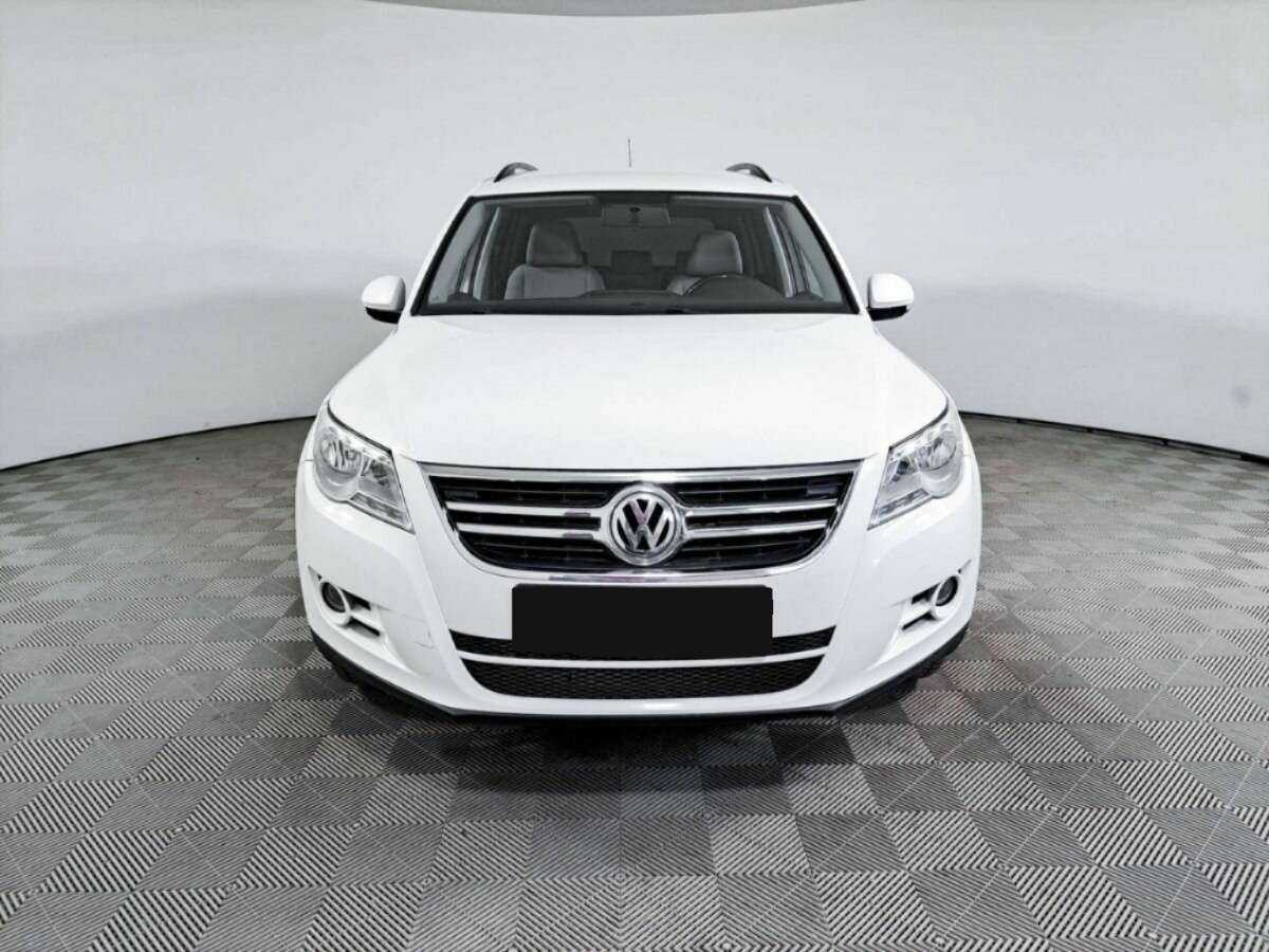 Volkswagen Tiguan 2010 года с пробегом. Фото: #1