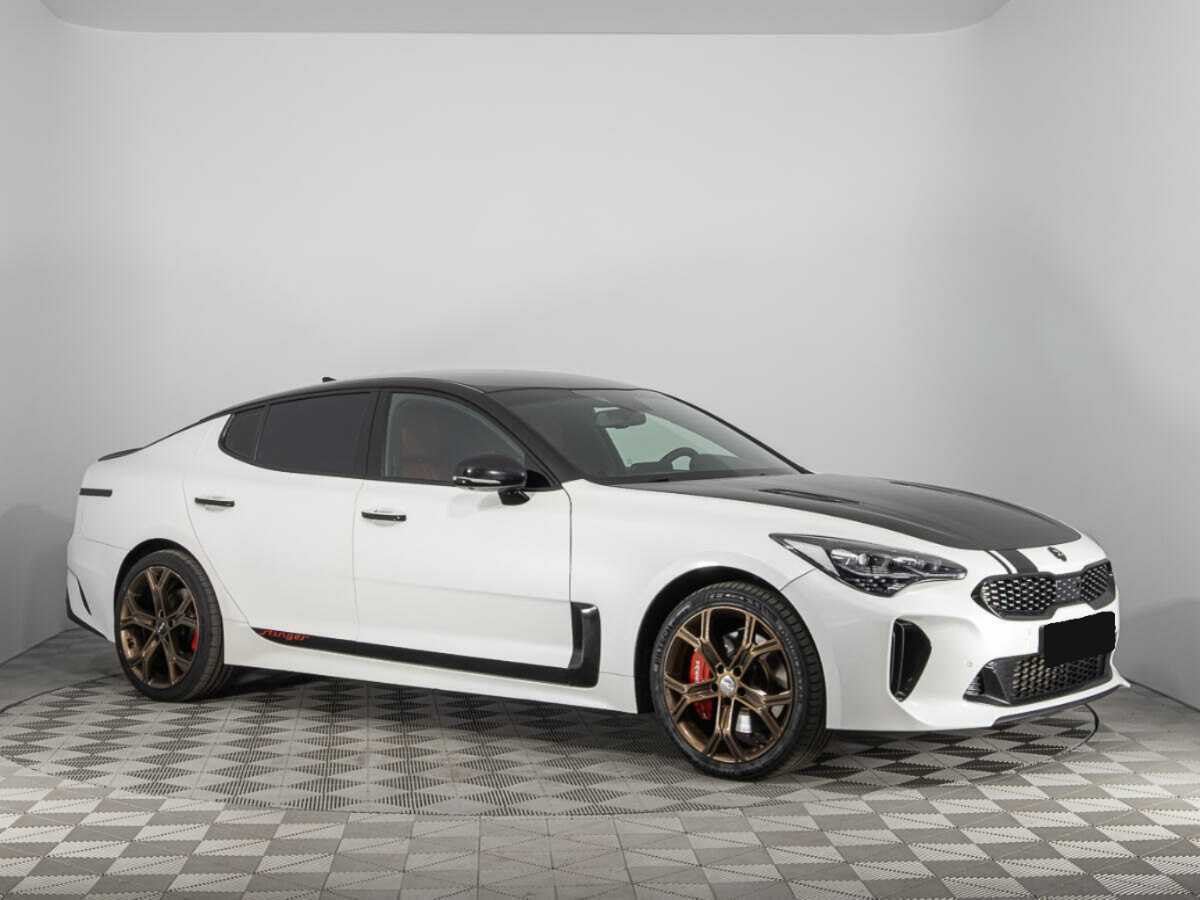 Kia Stinger 2018 года с пробегом. Фото: #2
