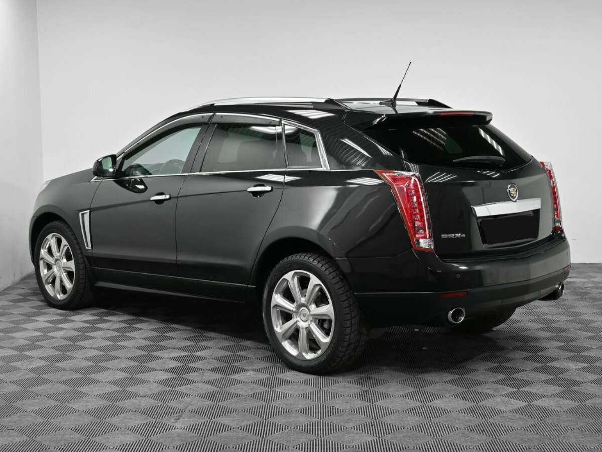 Cadillac SRX 2013 года с пробегом. Фото: #3