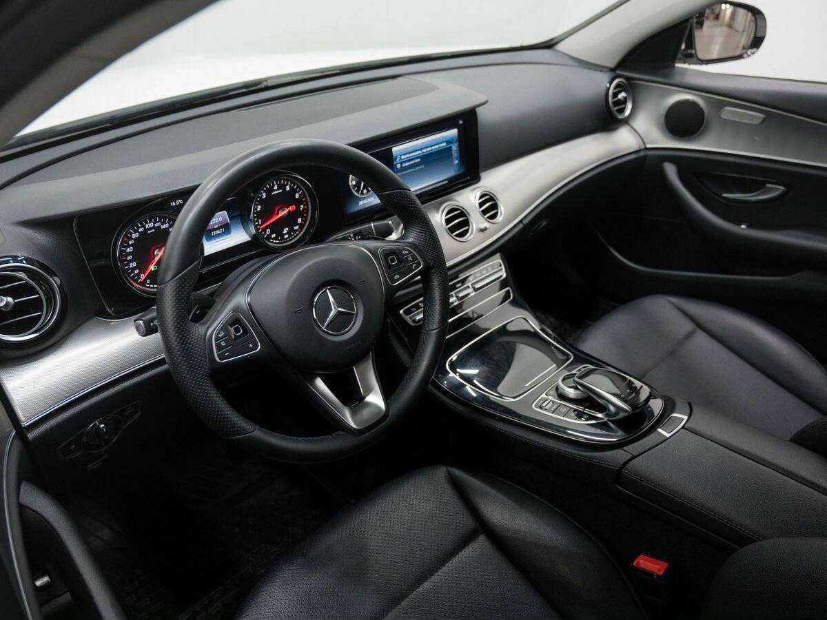Mercedes-Benz E-Класс 2017 года с пробегом. Фото: #14