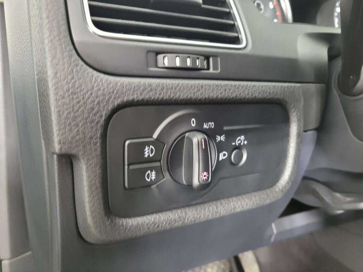 Volkswagen Touareg 2012 года с пробегом. Фото: #8