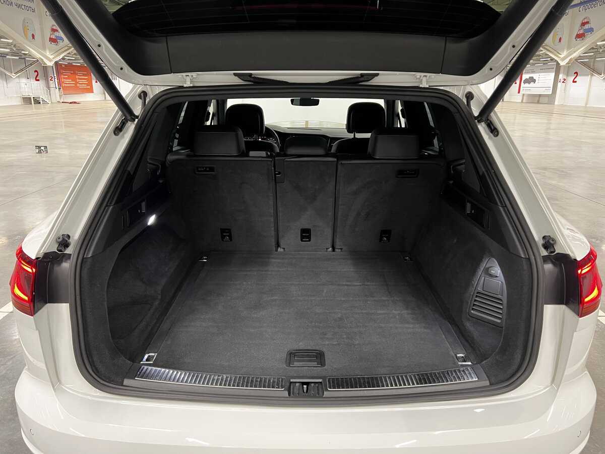 Volkswagen Touareg 2018 года с пробегом. Фото: #9