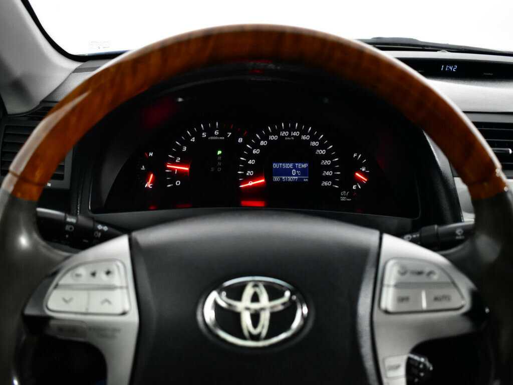 Toyota Camry 2008 года с пробегом. Фото: #10