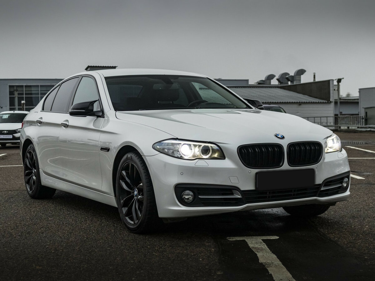 BMW 5 серии 2015 года с пробегом. Фото: #3