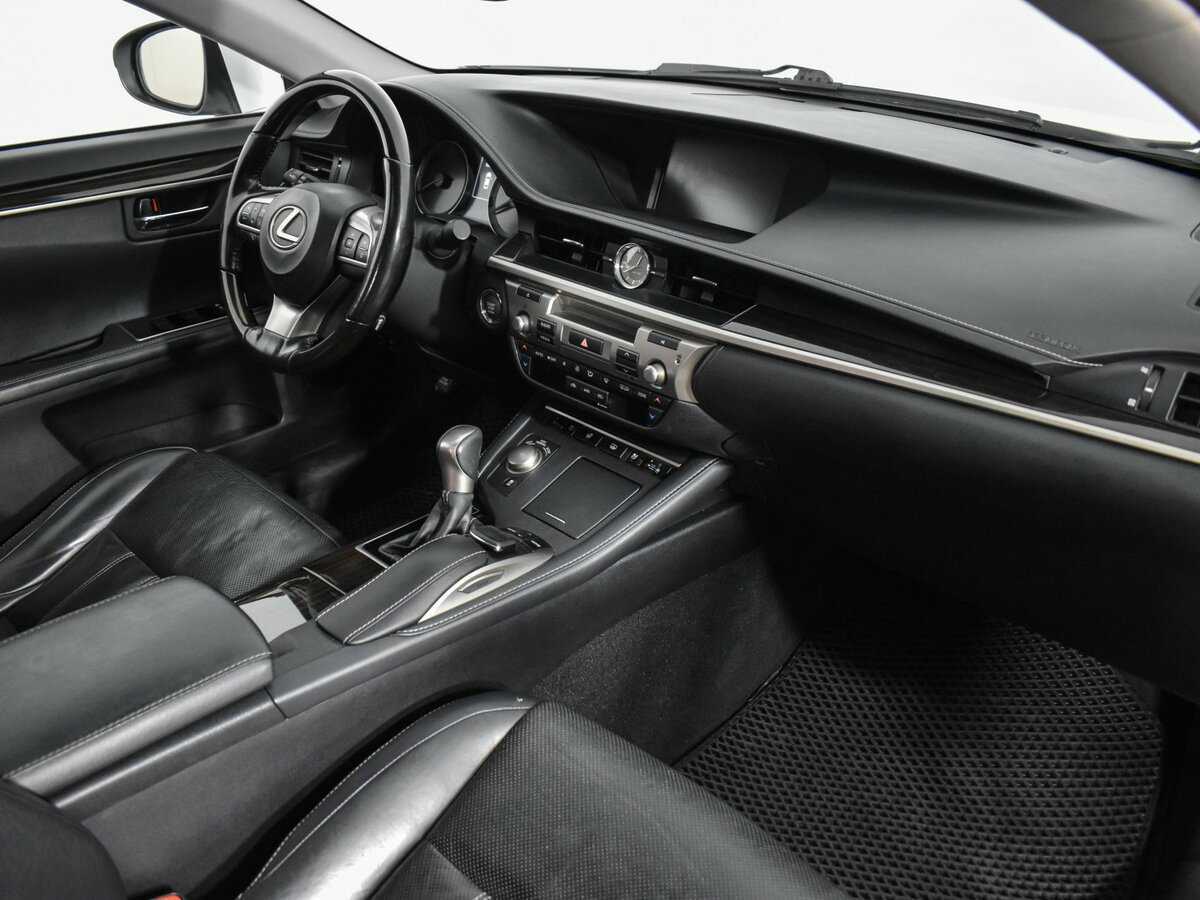 Lexus ES 2015 года с пробегом. Фото: #11
