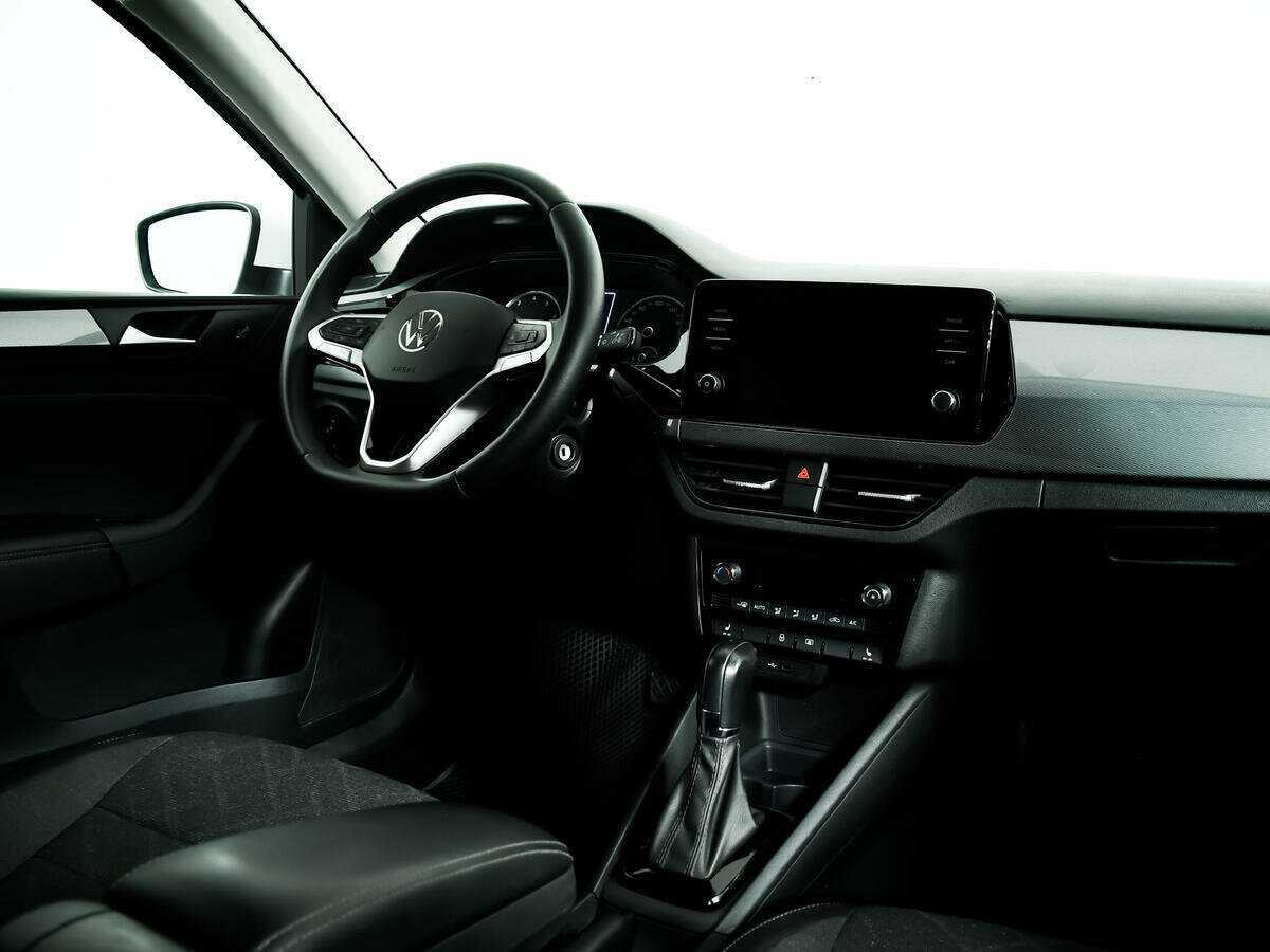 Volkswagen Polo 2021 года с пробегом. Фото: #8