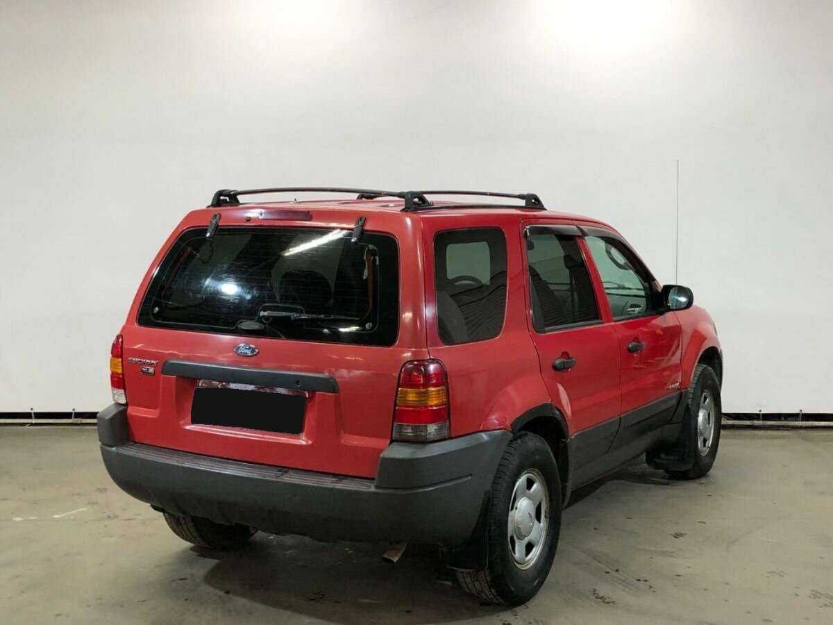 Ford Escape 2000 года с пробегом. Фото: #4