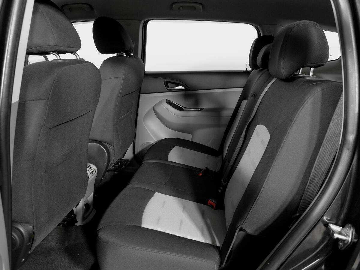 Chevrolet Orlando 2014 года с пробегом. Фото: #9