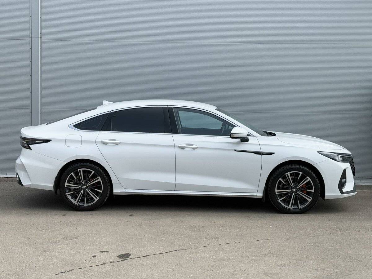 Chery Arrizo 8 2023 года с пробегом. Фото: #4