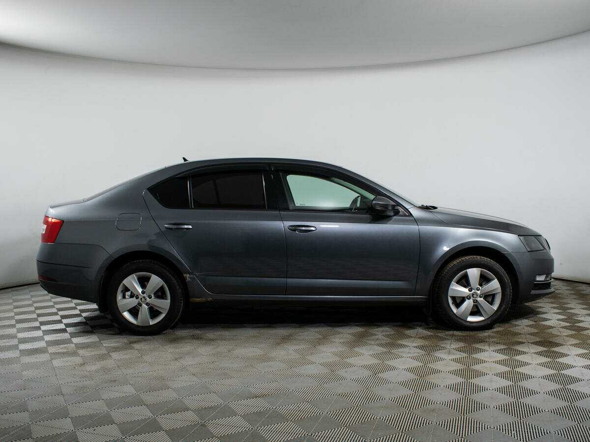 Skoda Octavia 2018 года с пробегом. Фото: #3