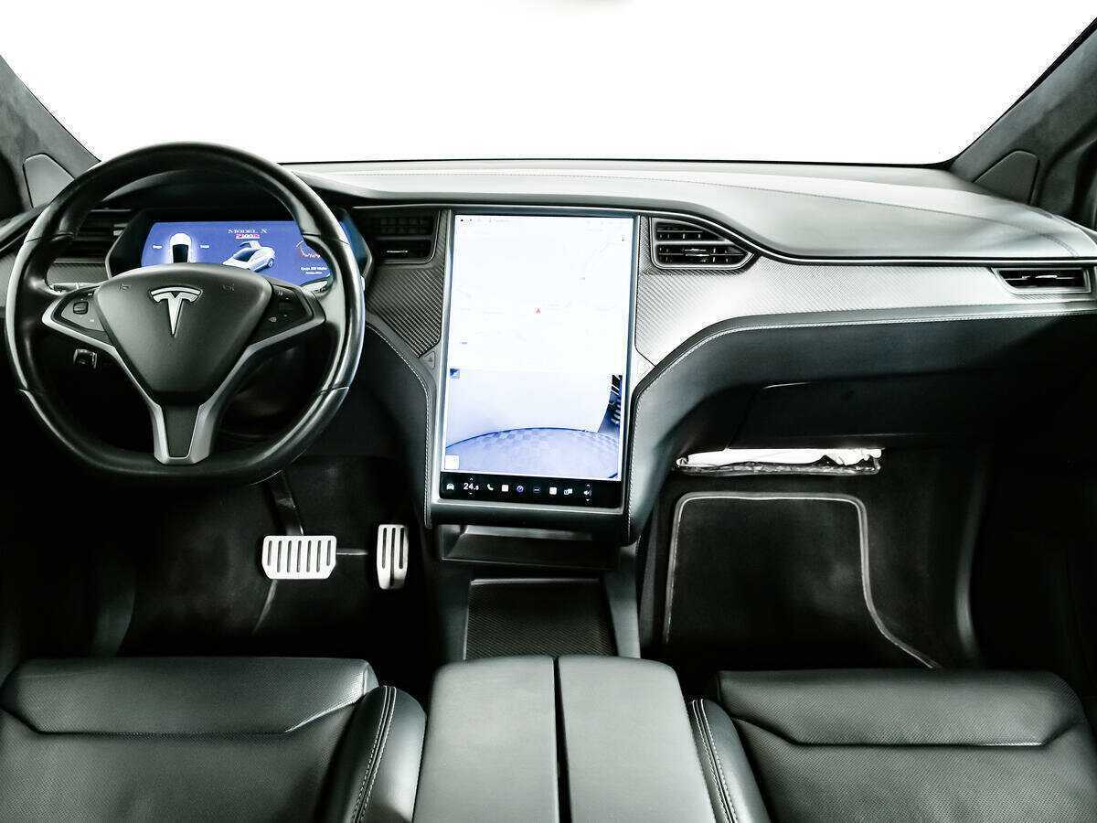Tesla Model X 2018 года с пробегом. Фото: #9