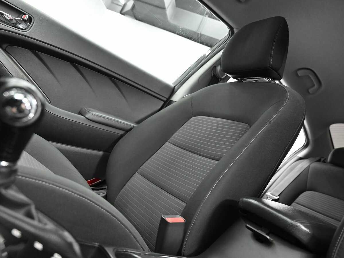 Kia Cerato 2018 года с пробегом. Фото: #16