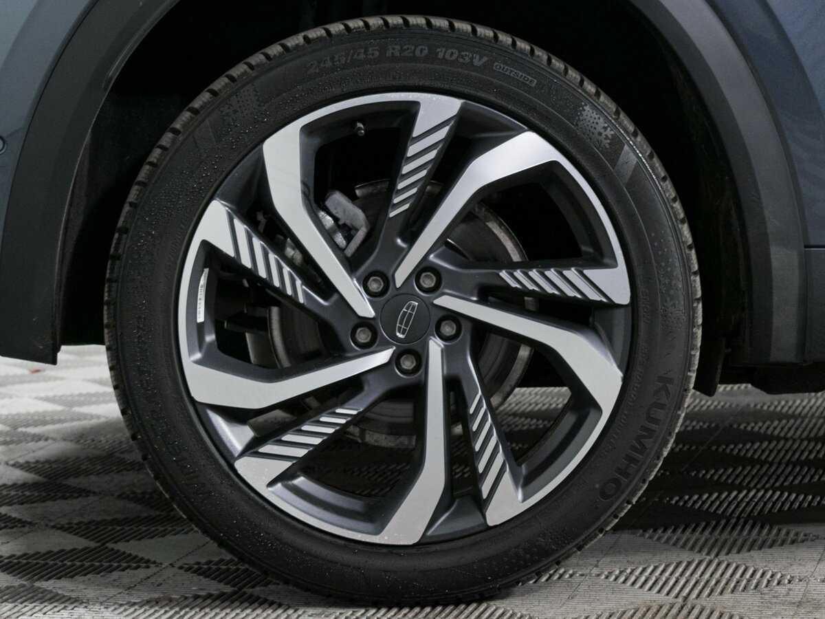 Geely Monjaro 2023 года с пробегом. Фото: #23