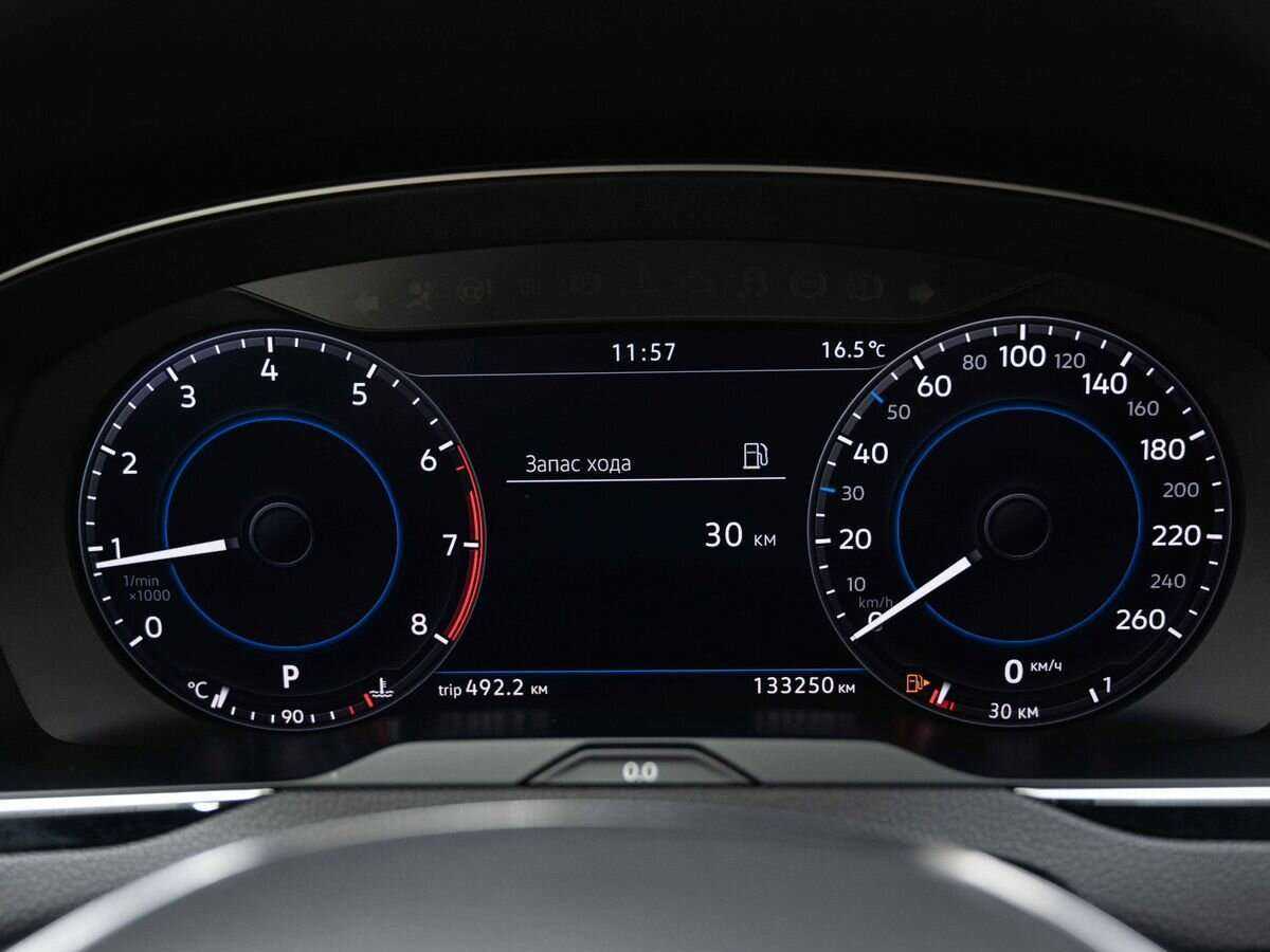 Volkswagen Passat 2019 года с пробегом. Фото: #15