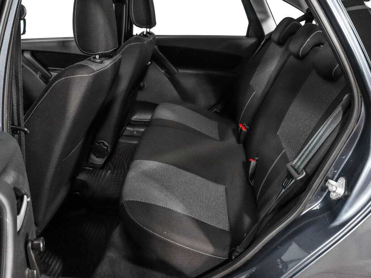 Lada (ВАЗ) Granta 2015 года с пробегом. Фото: #9