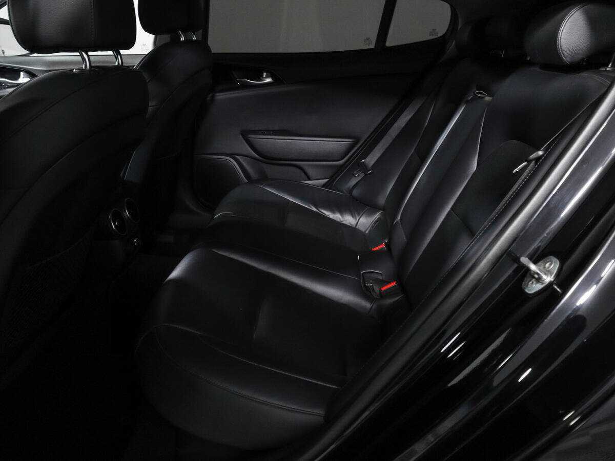 Kia Stinger 2018 года с пробегом. Фото: #9