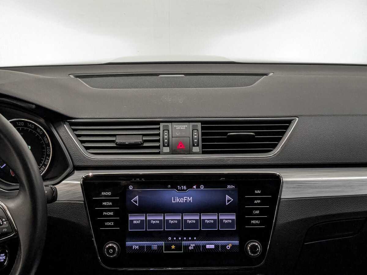 Skoda Superb 2020 года с пробегом. Фото: #17