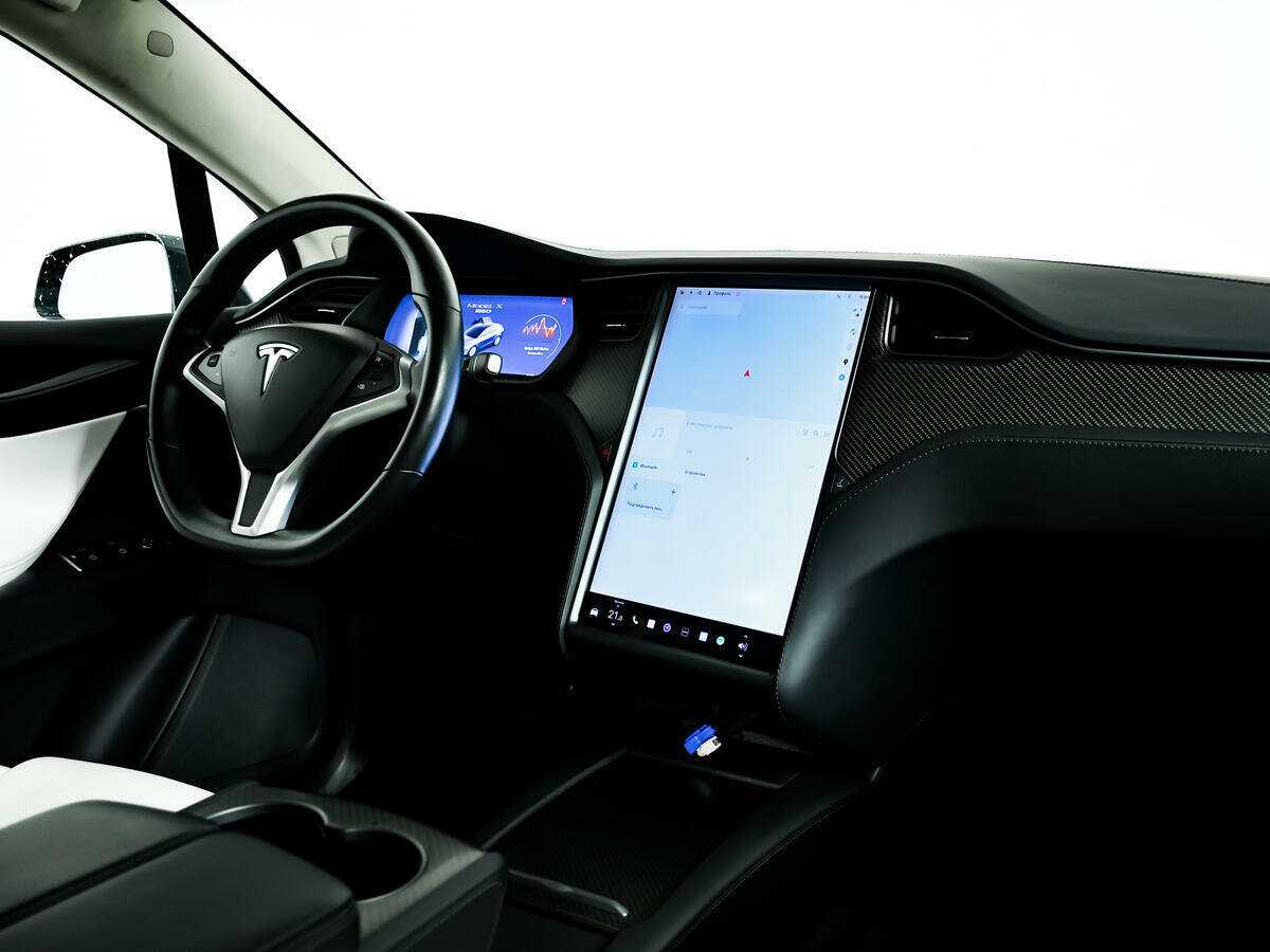 Tesla Model X 2018 года с пробегом. Фото: #6