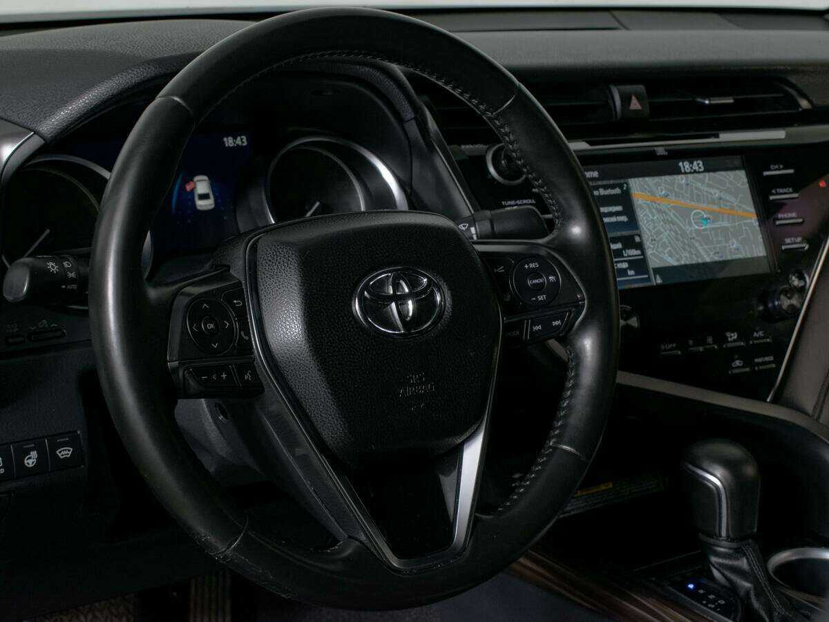 Toyota Camry 2020 года с пробегом. Фото: #9