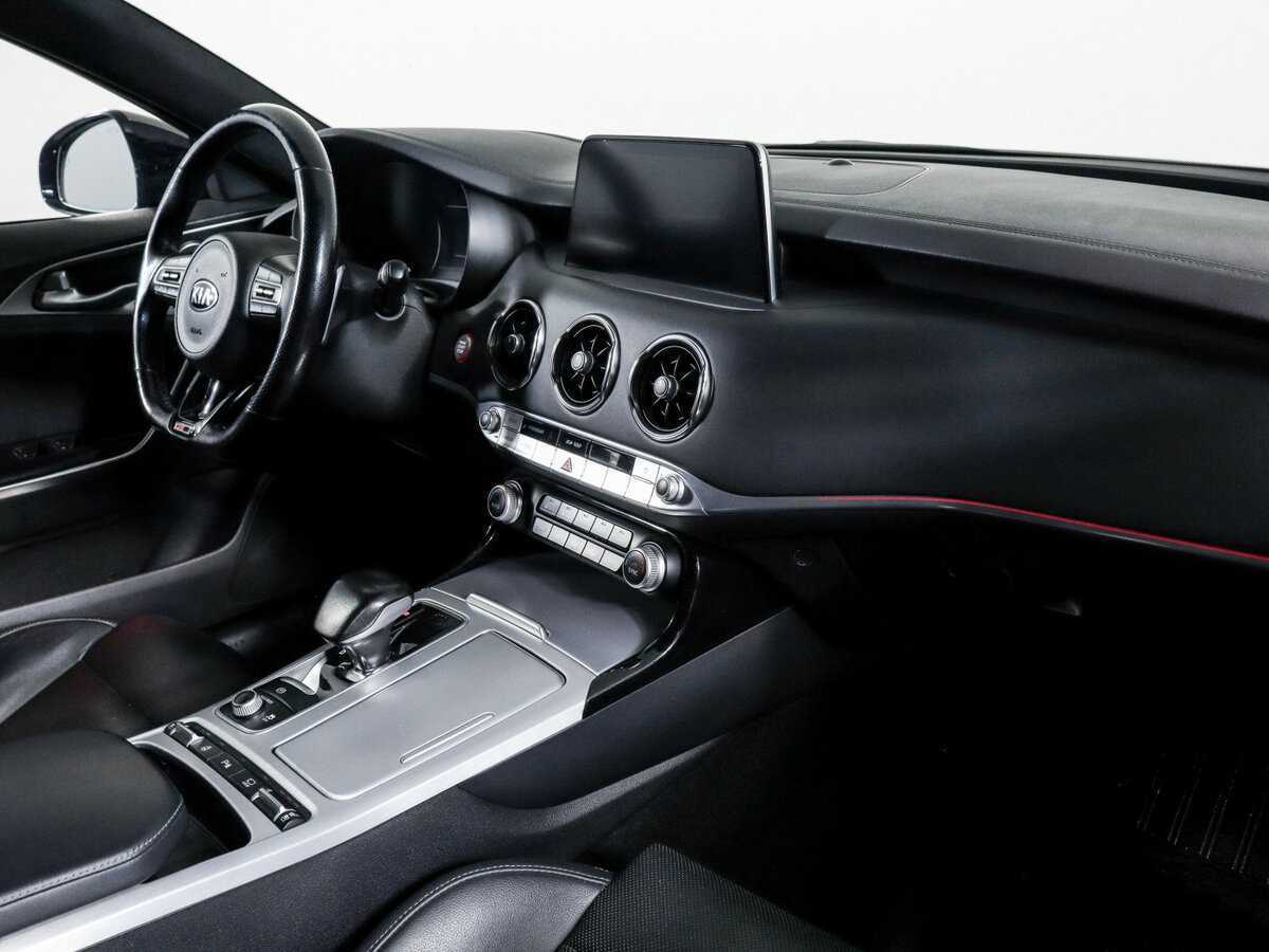 Kia Stinger 2019 года с пробегом. Фото: #5